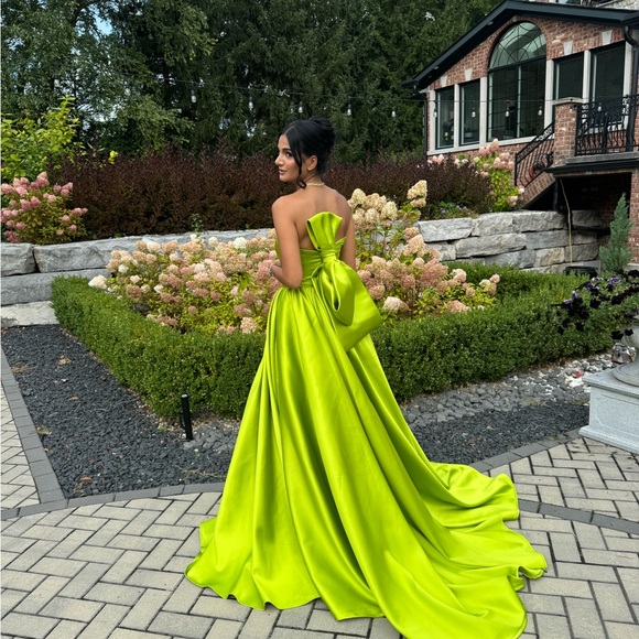 Green ballgown,All Products : American Fashion Style Bags On Sale